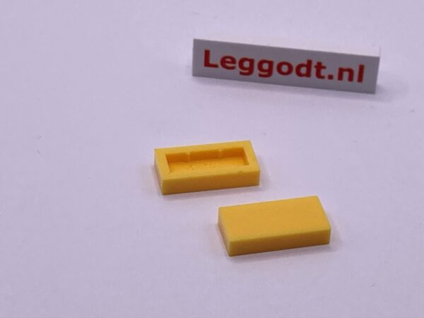 COBI: Tile 1 x 2 without Groove (without Pin) - bright light yellow (jasny jasnozolty)