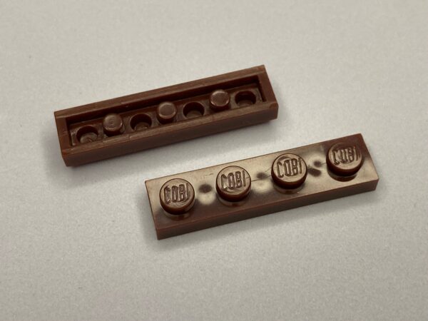 COBI: Plate 1 x 4 (with Mold Pip Side, Solid Pins) - dark brown (ciemny braz)