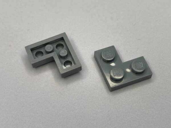 COBI: Plate 2 x 2 Corner (with Solid Pins, Mold Pip Side) - new grey (nowy szary)