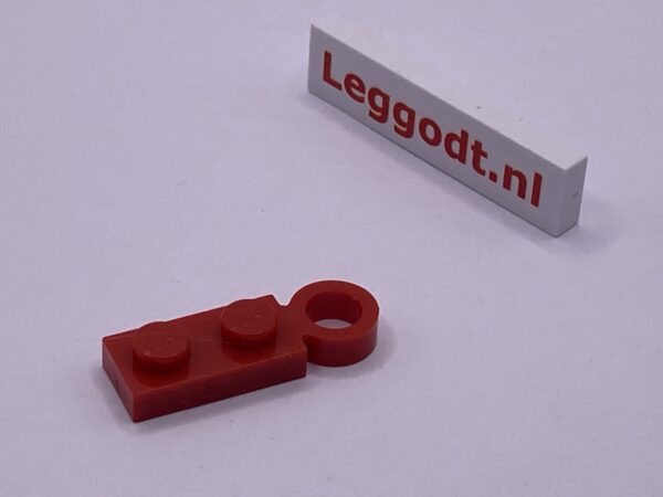 COBI: Plate Modified 1 x 2 with Eye on Short Side - red (czerwony)
