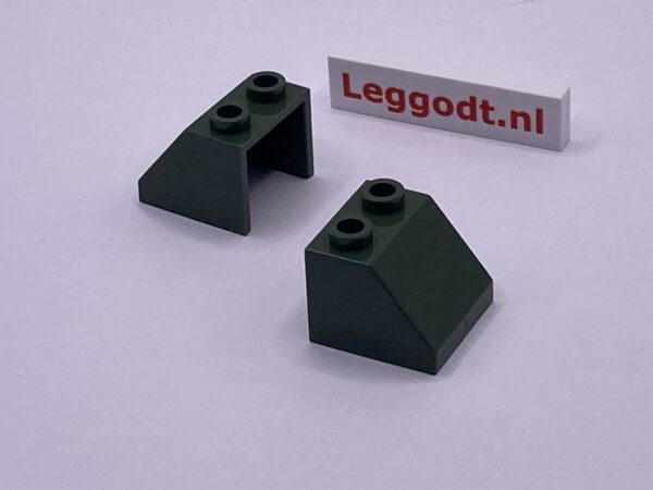 COBI: Roof Brick 2 x 2 x 1 1/3 with Hollow Back - dark green military (ciemnozielony wojskowy/militarny)