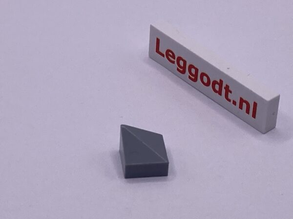COBI: Slope Plane 2P 1 x 1 x 2/3 Corner - new grey (nowy szary)