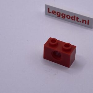 COBI: Technic, Brick 1 x 2 with Round Axle Hole - red (czerwony)