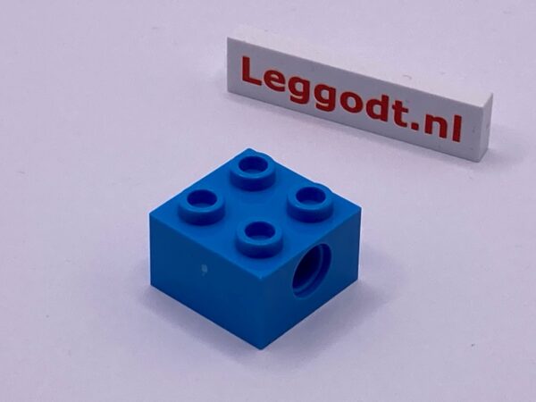 COBI: Technic, Brick 2 x 2 with Round Axle Hole - light blue (jasnoniebieski)