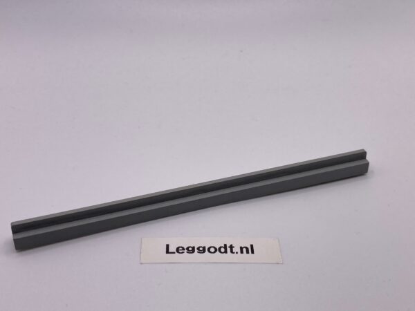 PLASTICANT: Train, Track Straight - light grey