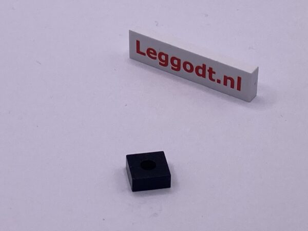 COBI: Tile Modified 1 x 1 with Hole - black (czarny)