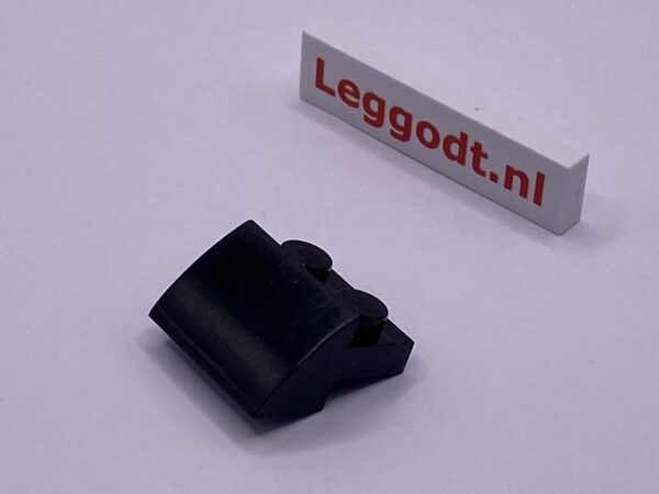 COBI: Slope Curved Modified Pivot 3P 1 x 2 with Plate 2 x 2 Steep - black (czarny)